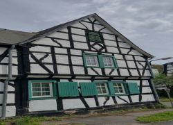 PHOTO-2025-08-01-16-40-12_1 PHOTO-2025-08-01-16-40-12_1